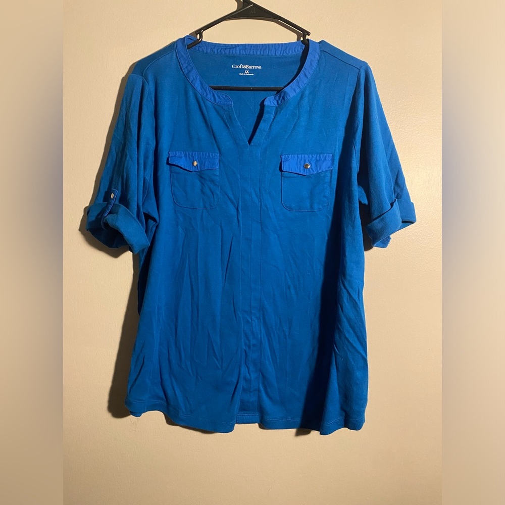 Item 48 croft & barrow Royal Blue Casual Button-Down Shirt